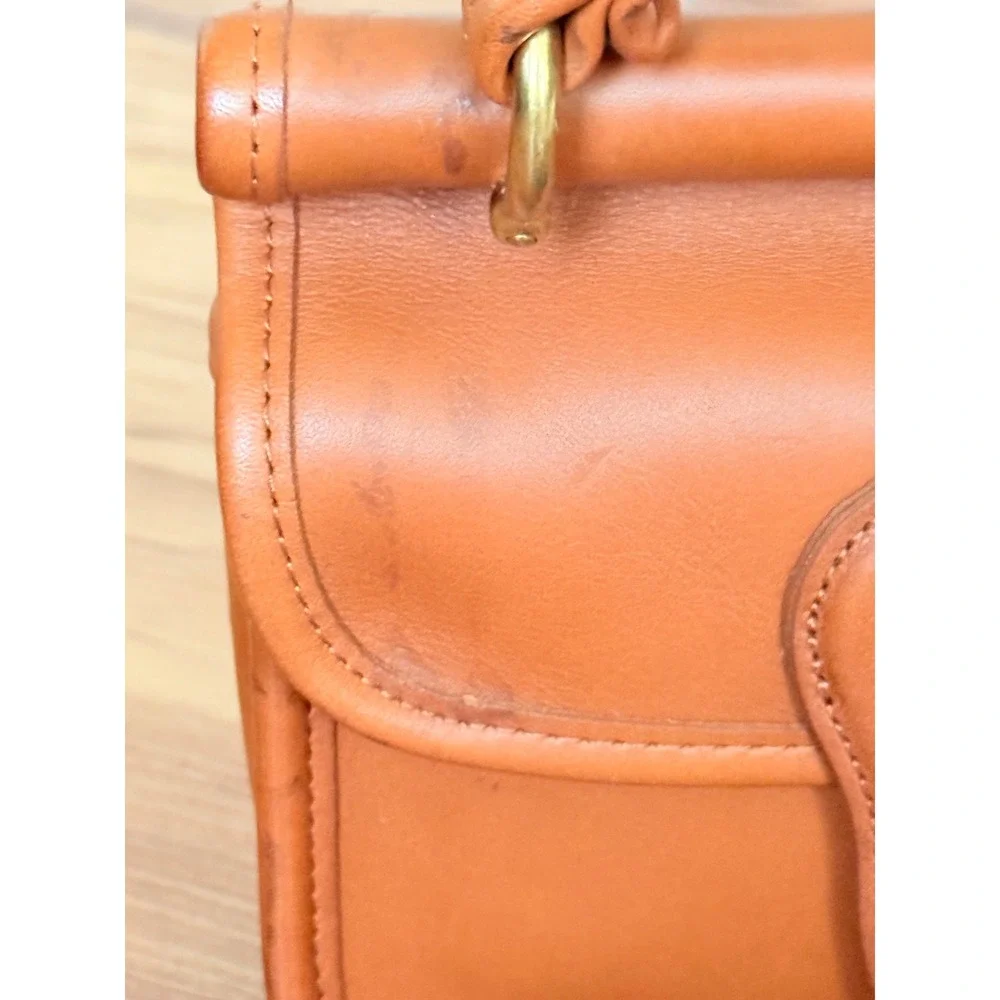 Vintage Coach Leather Mini Willis Winnie No.B7C-9023 British Tan Dowel Top - Picture 6 of 12
